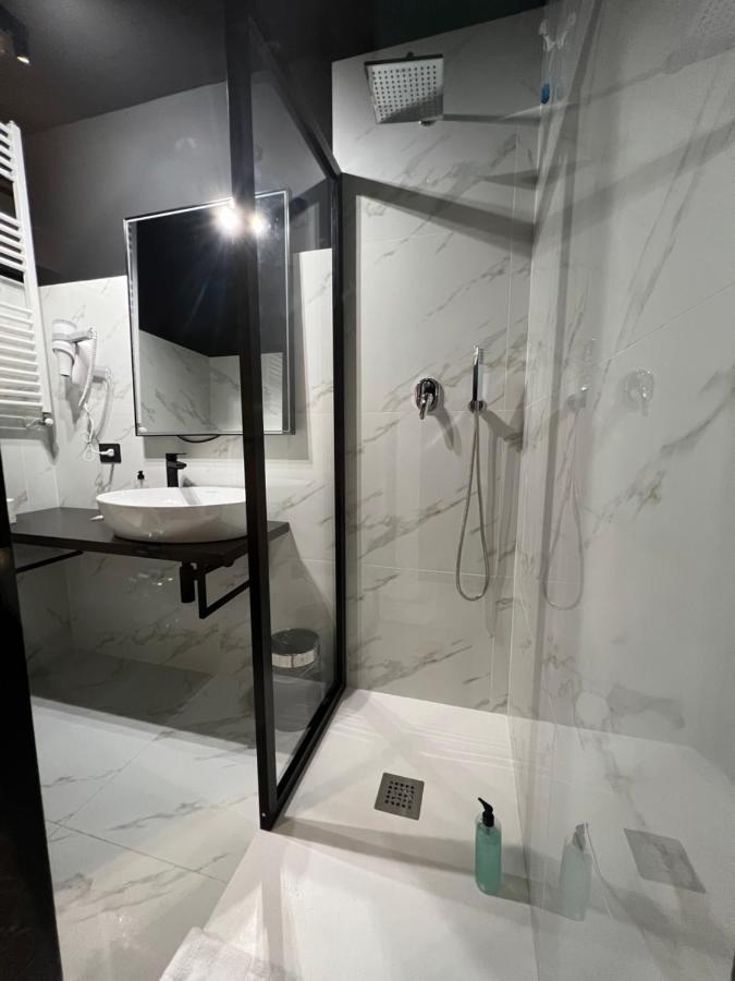 Viminale Domus Hotel โรม ภายนอก รูปภาพ