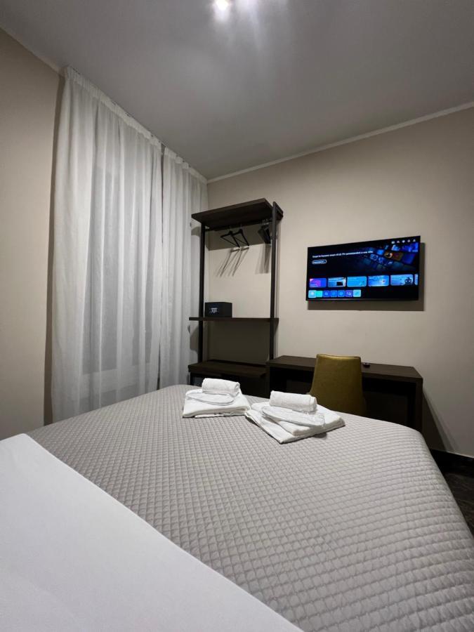 Viminale Domus Hotel โรม ภายนอก รูปภาพ