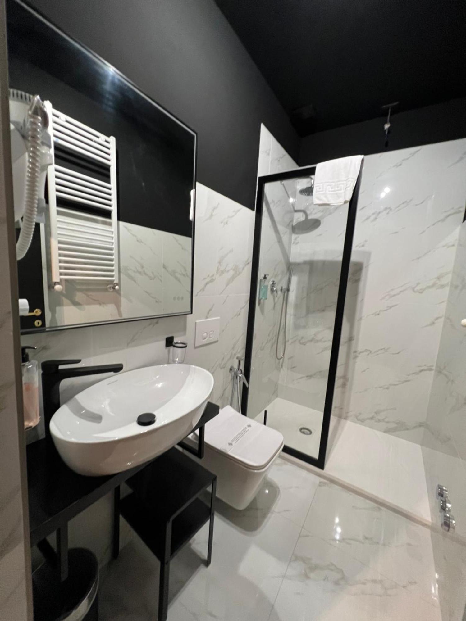 Viminale Domus Hotel โรม ภายนอก รูปภาพ