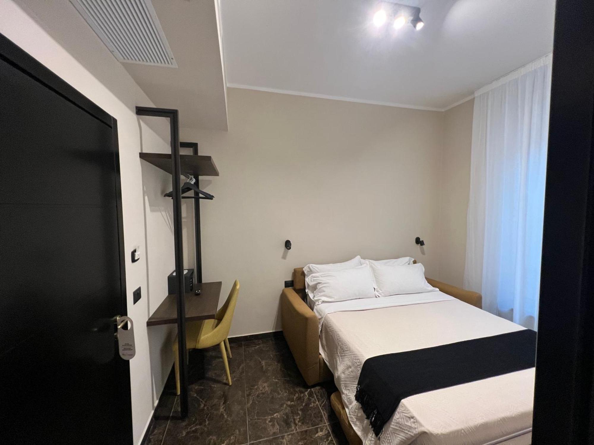 Viminale Domus Hotel โรม ภายนอก รูปภาพ